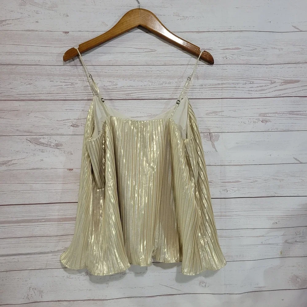 Abercrombie & Fitch Mettalic Gold Swing Top Womens XS Pleated Party Glam Sexy